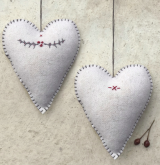 Embroidered Heart Cream (Large) - Berry