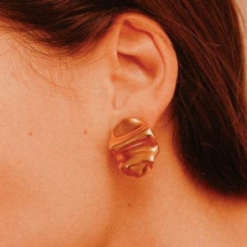 Folded Oval Earrings in Gold